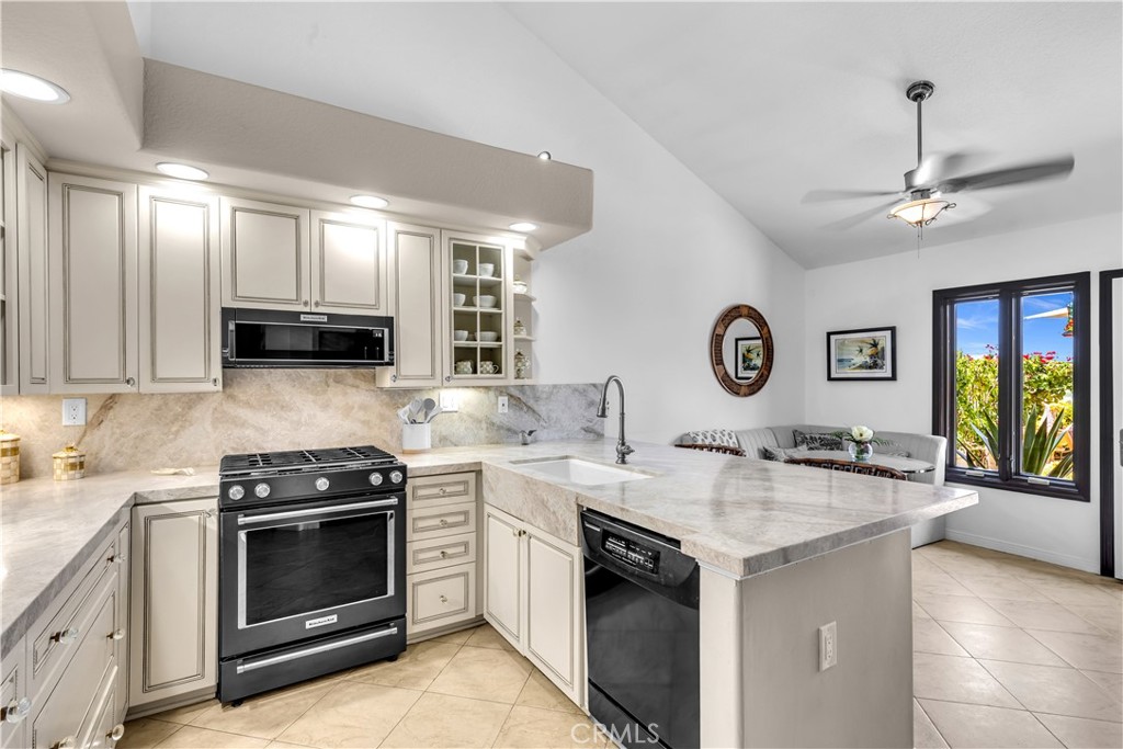 27413 Via Capri, San Juan Capistrano CA 92675 - Photo 13