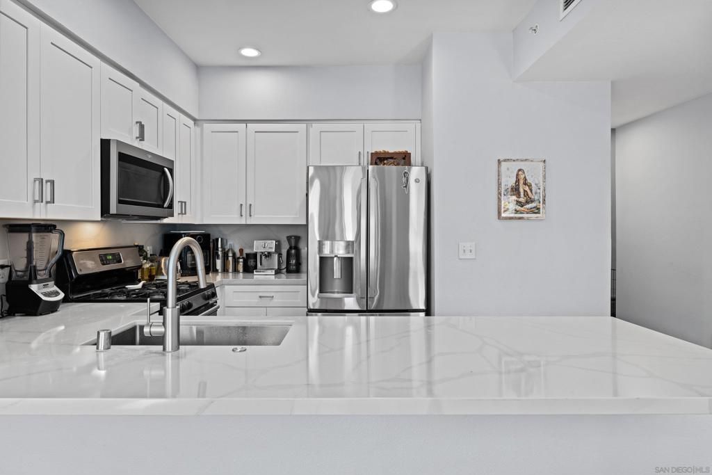 Photo of 450 J Street St #3251, San Diego, CA 92101 (MLS # 260006071SD)