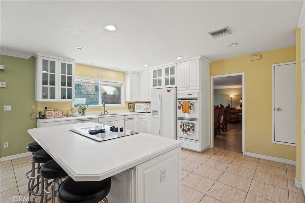 9560 Shoshone Avenue