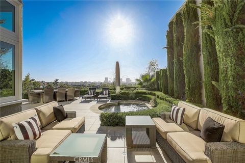 Photo of 1 Monaco, Newport Beach, CA 92660 (MLS # PW25243348) Photo of 1 Monaco, Newport Beach, CA 92660 (MLS # PW25243348)