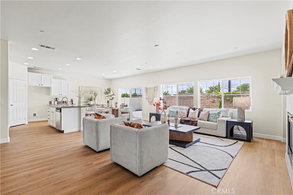 6895 Riverglen Court