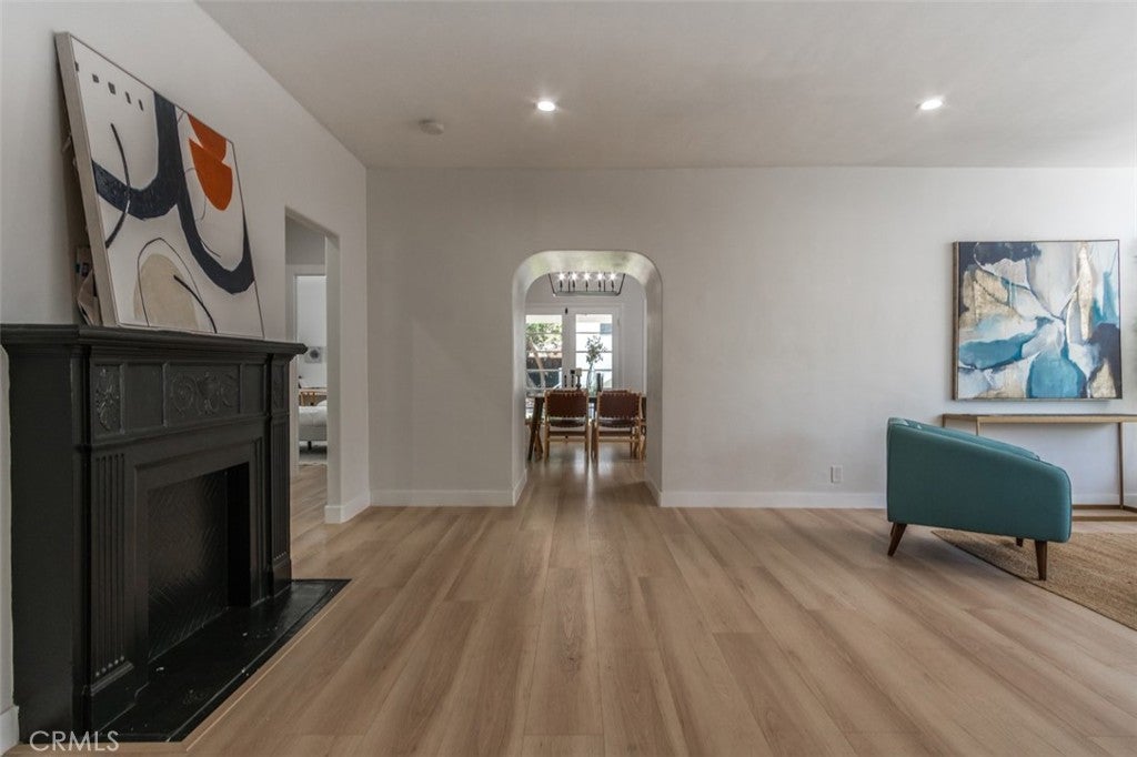 1636 N Sierra Bonita Avenue