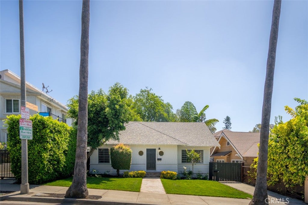 1636 N Sierra Bonita Avenue