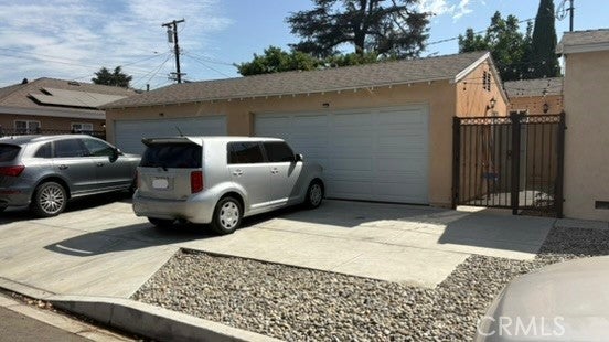 305 E Camino Real