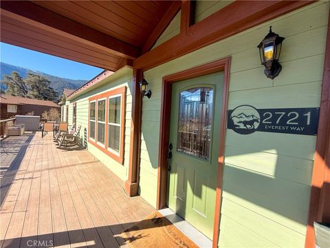 Photo of 2721 Everest Way, Pine Mountain Club, CA 93222 (MLS # SR26065152)