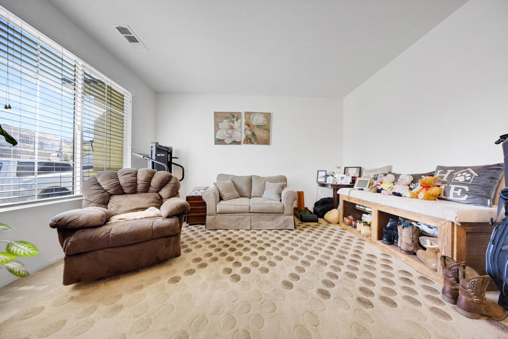 Properties 3 15795 Hammett Court