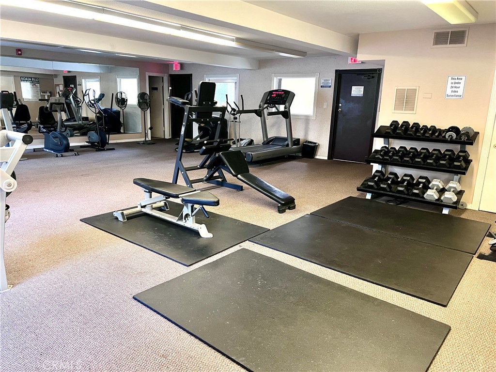 400 N Acacia Avenue A17