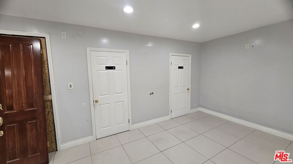 4060 W Century Boulevard