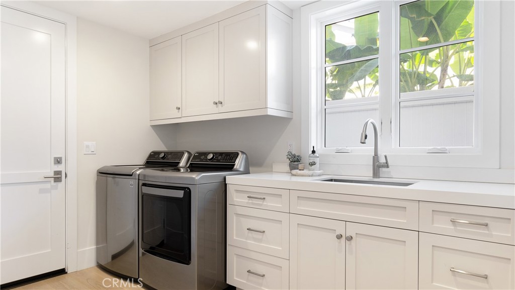 Corona del Mar South of PCH (CDMS) - Residential