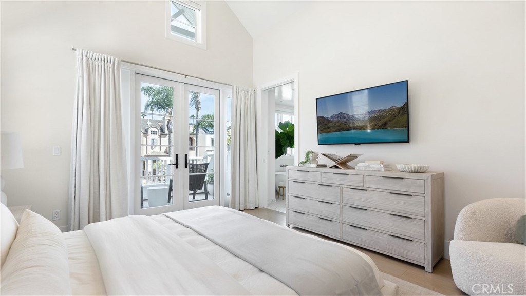 Corona del Mar South of PCH (CDMS) - Residential