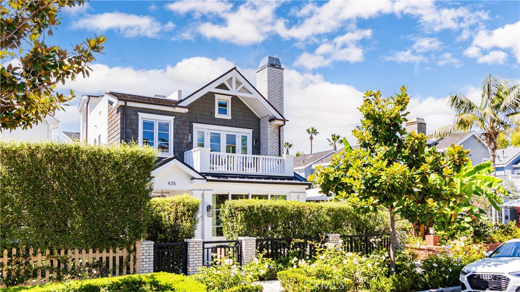 435 Fernleaf Avenue 1