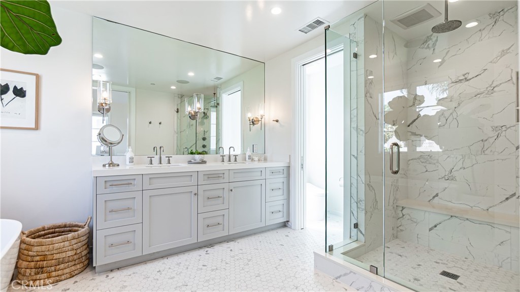 Corona del Mar South of PCH (CDMS) - Residential