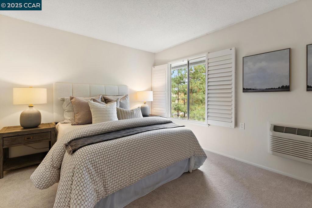 ROSSMOOR - Residential