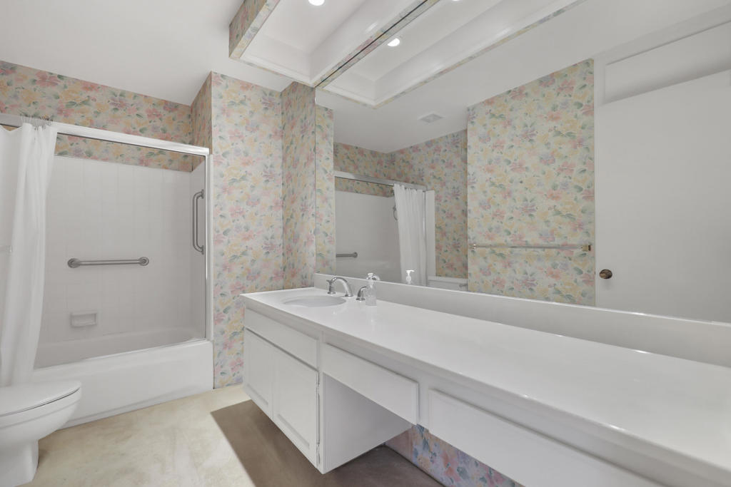 Sunrise C.C. - Residential