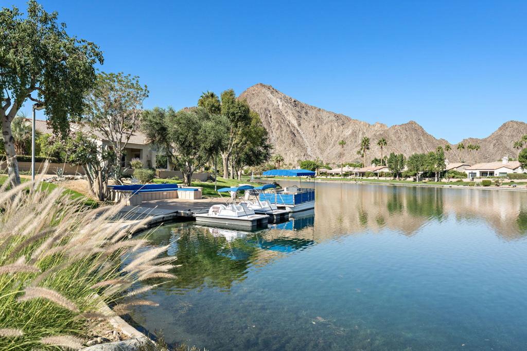 Laguna De La Paz - Residential