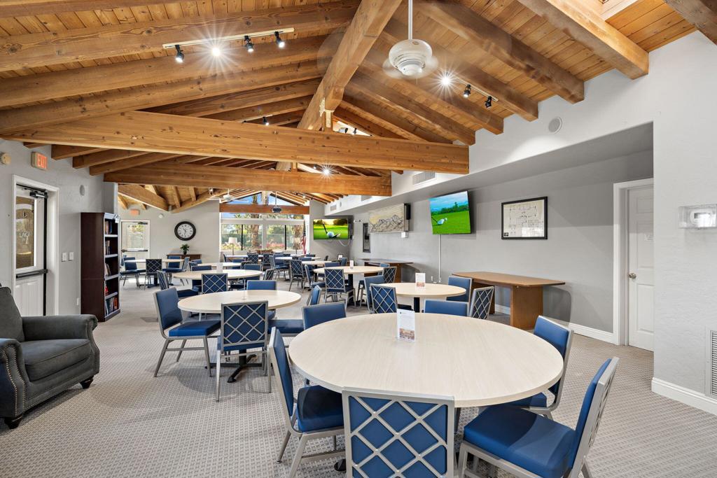 Laguna De La Paz - Residential