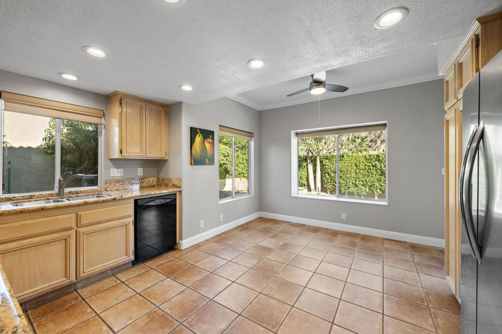 Laguna De La Paz - Residential