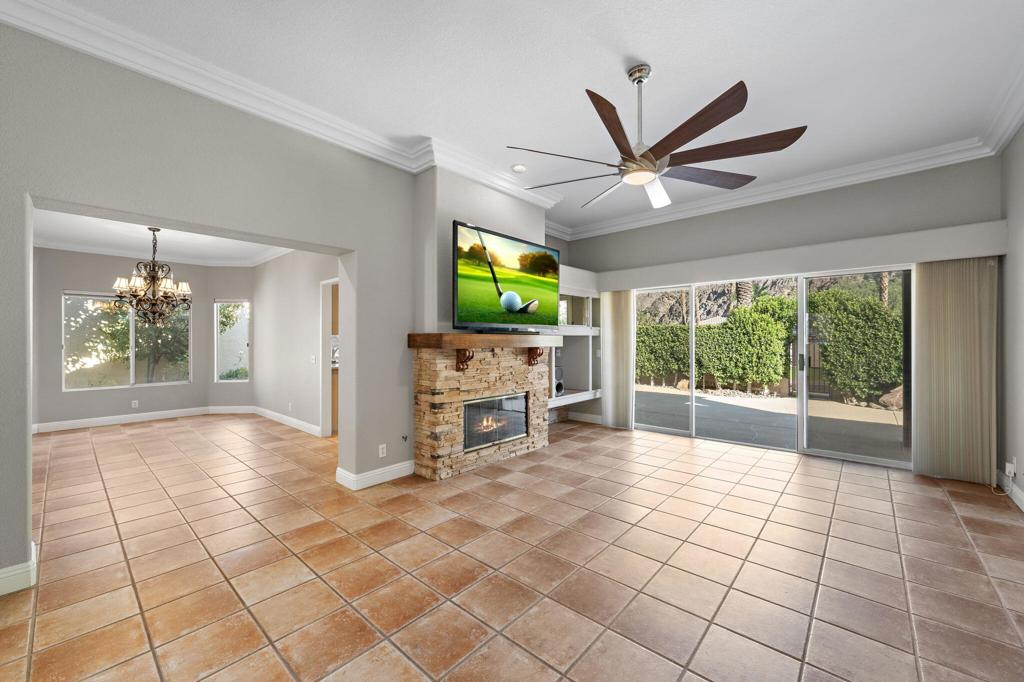 Laguna De La Paz - Residential