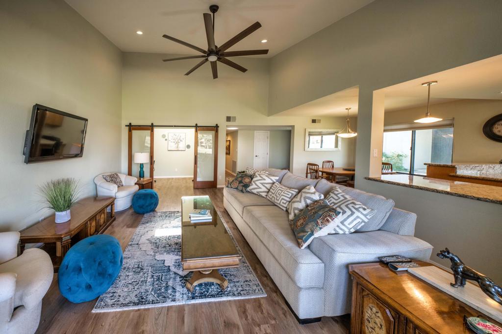 Rancho Las Palmas C. - Residential