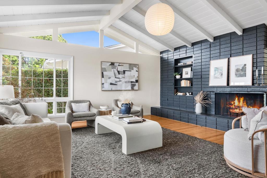 1501 Chatsworth Boulevard