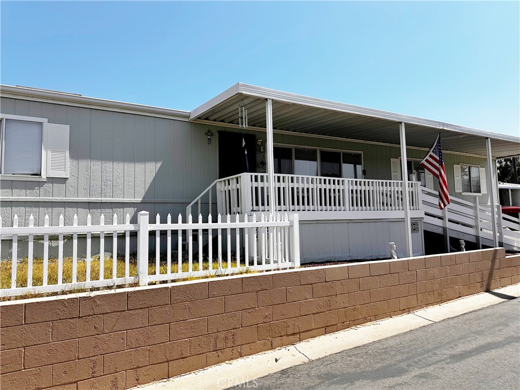 Properties 1 2140 Mentone Boulevard 97