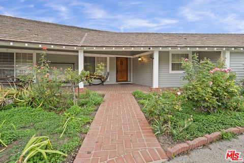 Photo of 29637 Pacific Coast Highway, Malibu, CA 90265 (MLS # 25617465)
