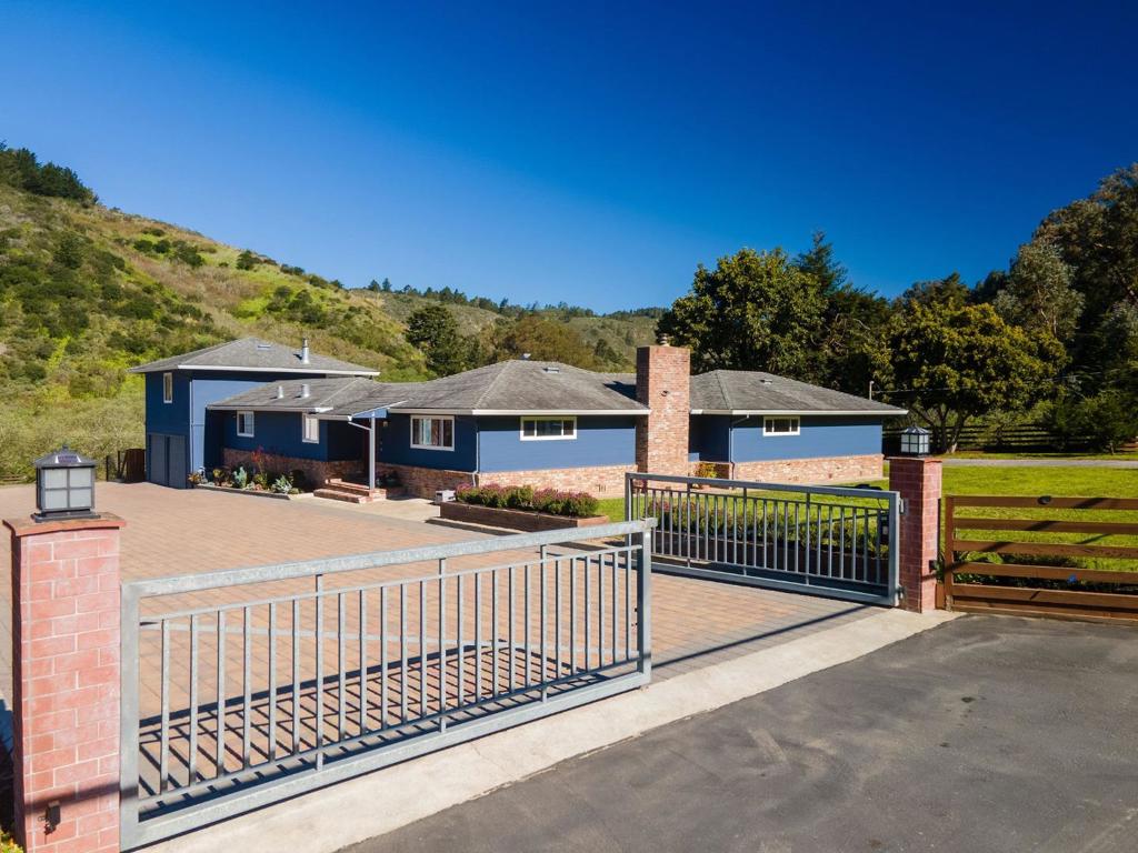 840 Frenchmans Creek Road