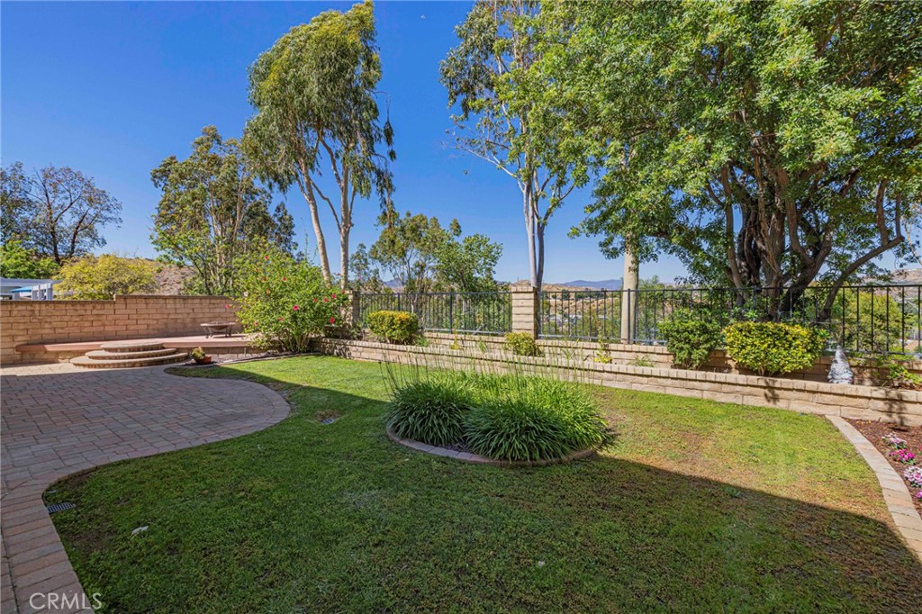 21816 Peppercorn