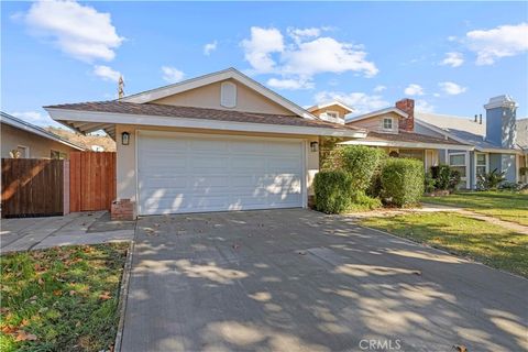 19615 Cedarcreek Canyon Country CA 91351