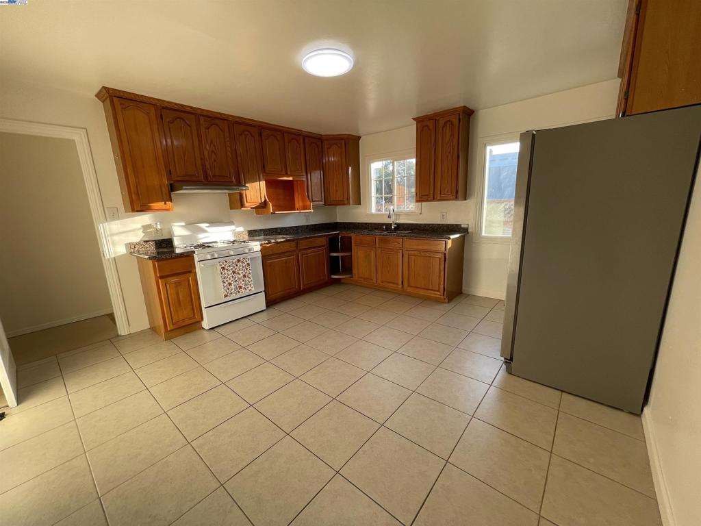 BAY FAIR - Residential