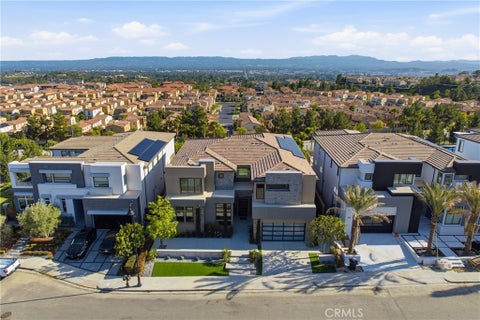 Photo of 11527 N Darcy Way, Porter Ranch, CA 91326 (MLS # SR26222471)