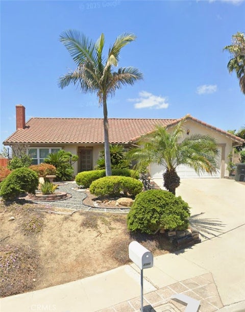 Photo of 2580 N Robinhood PL, Orange, CA 92867 (MLS # TR26177440)