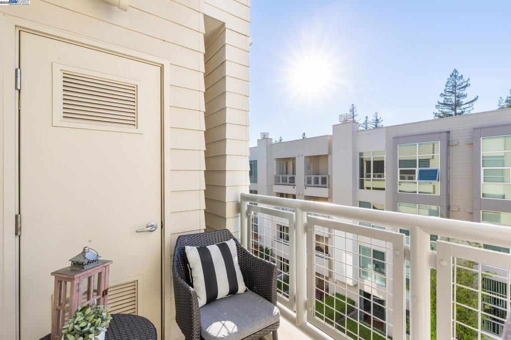 DOWNTOWN W.CREEK - Residential