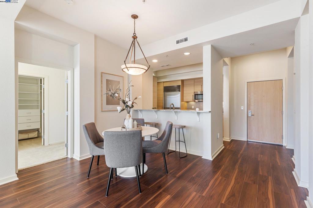 DOWNTOWN W.CREEK - Residential