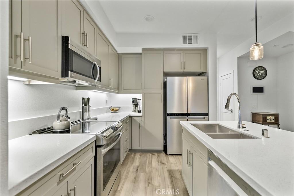 2560 Valentina Way 2