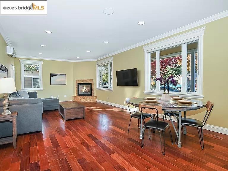 POETS CORNER - Residential