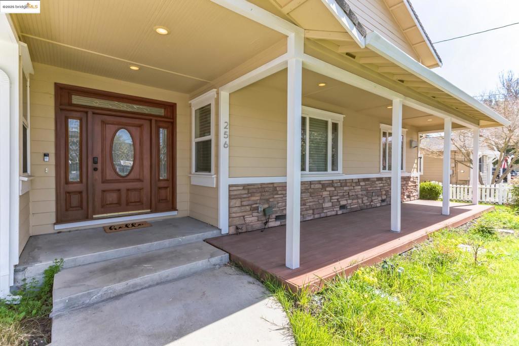 POETS CORNER - Residential