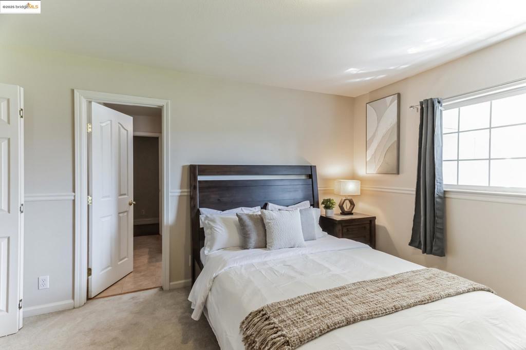 POETS CORNER - Residential