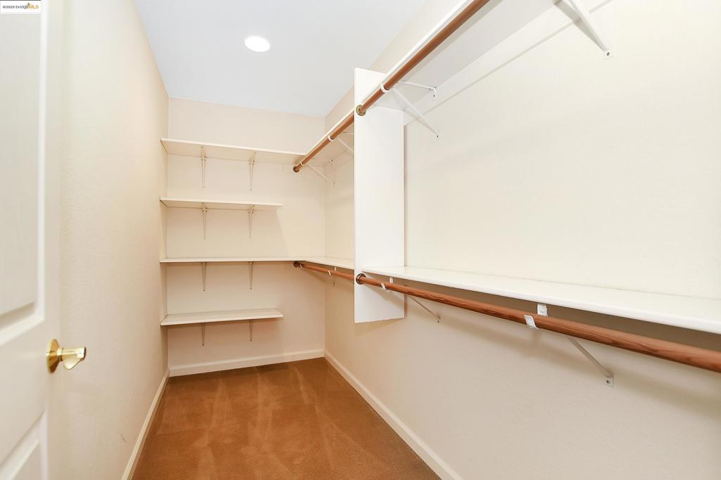 POETS CORNER - Residential