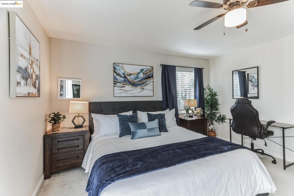 POETS CORNER - Residential