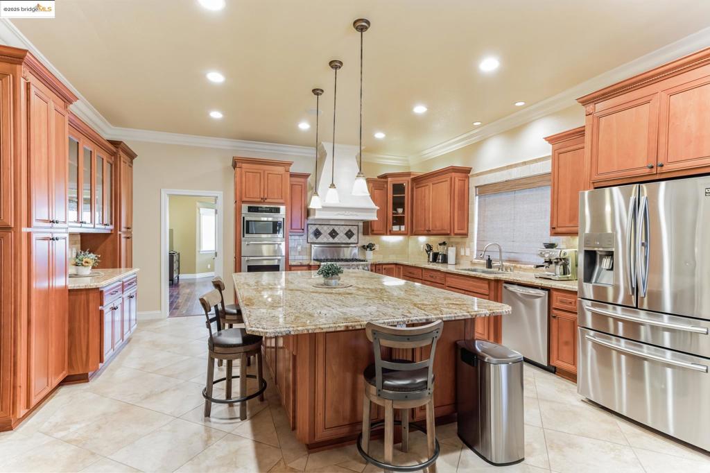 POETS CORNER - Residential