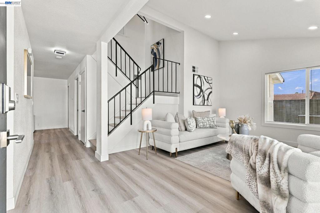 42 Southfield Ct