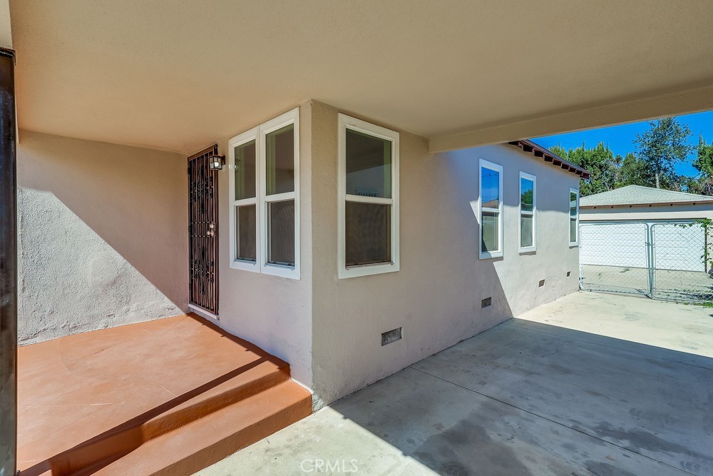 521 W 98th