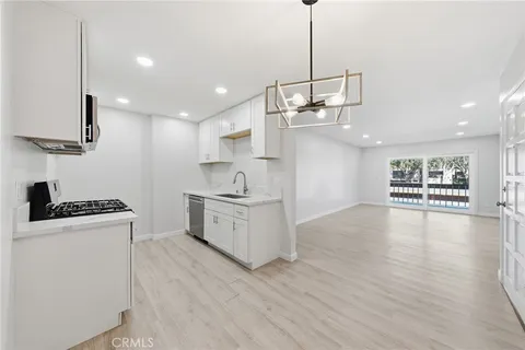 6600 Warner Ave Unit 205, Huntington Beach, CA 92647 - MLS#: PW26080132