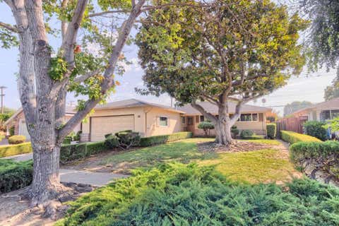 Photo of 2466 Meridian Avenue, San Jose, CA 95124 (MLS # ML82057222)