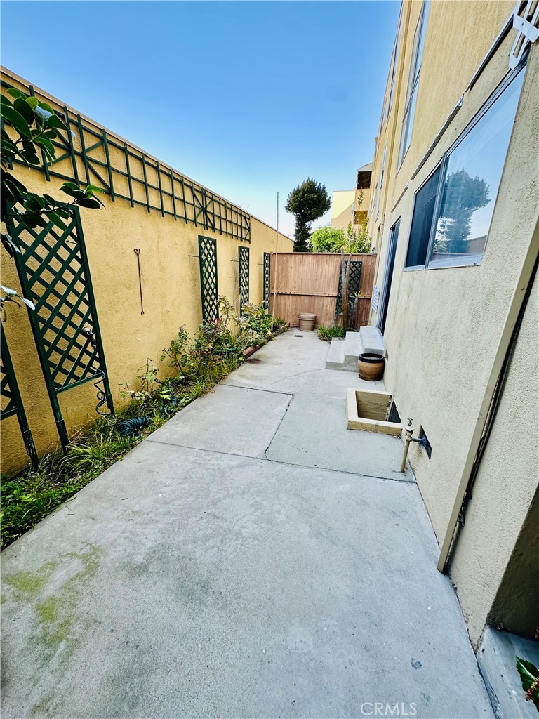 6225 Coldwater Canyon Avenue 117