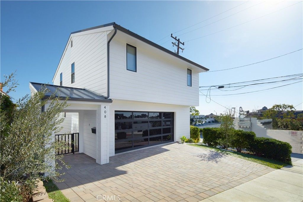 Photo of 408 Hazel Drive, Corona Del Mar, CA 92625 (MLS # NP26035945)