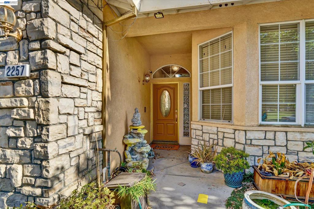2257 Octavia Court