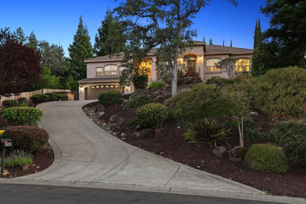 4262 Hensley Circle