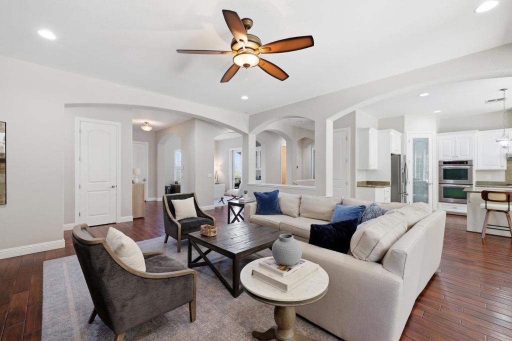 4262 Hensley Circle